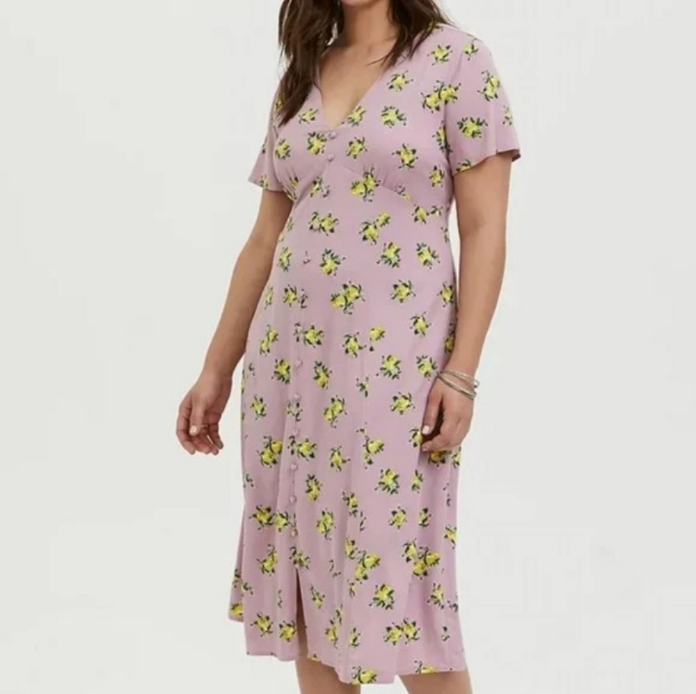 Torrid Purple Short Sleeve V Neck Lemon Print Midi Button Front Dress Size 1 1X - Picture 1 of 13